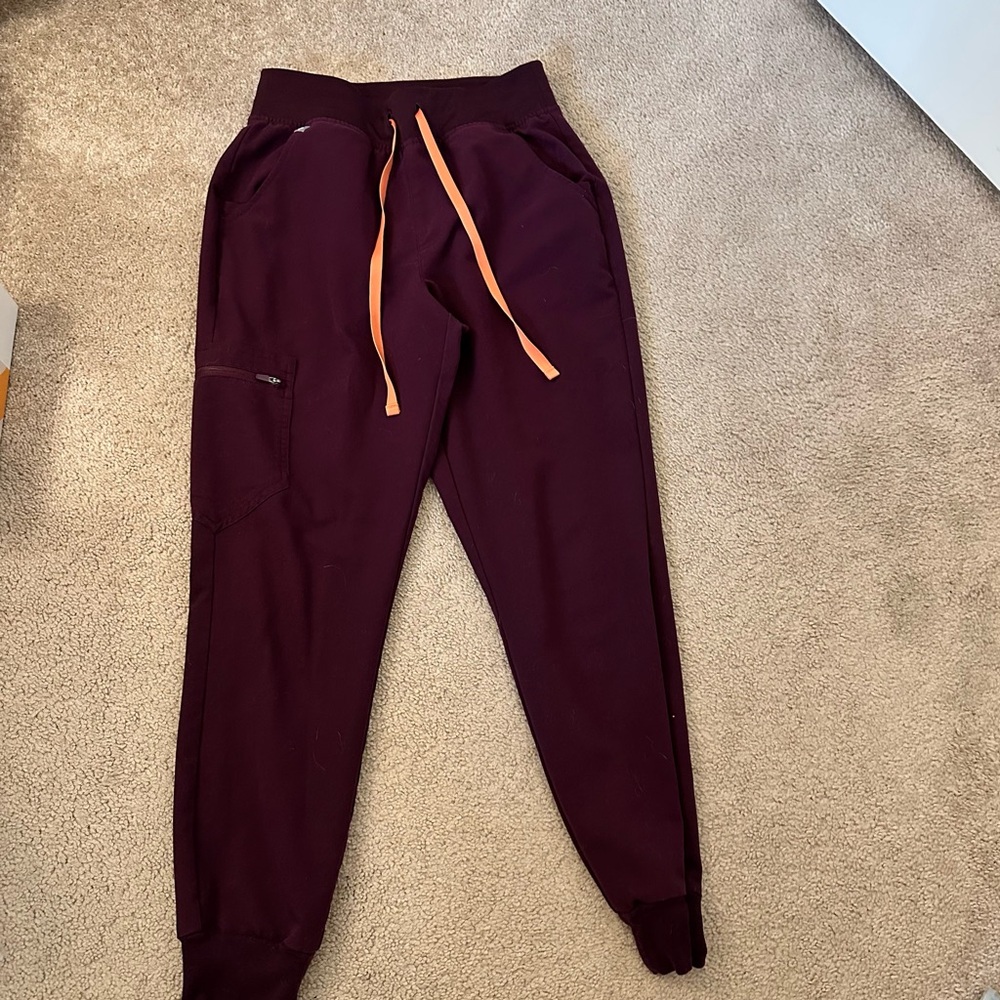 Figs Women’s Zamora High Waisted Jogger Scrub Pants